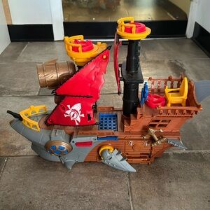 Mattel Fisher Price Imaginext Shark Bite Pirate Ship